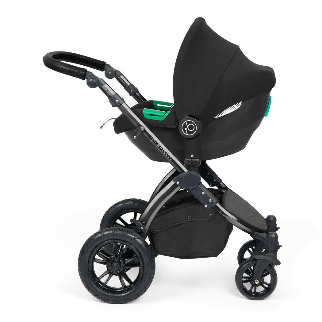 Ickle Bubba Stomp LUXE Travel System with Cirrus Car Seat & Base - Black/Charcoal/Black - plus Bubba&Me Crib