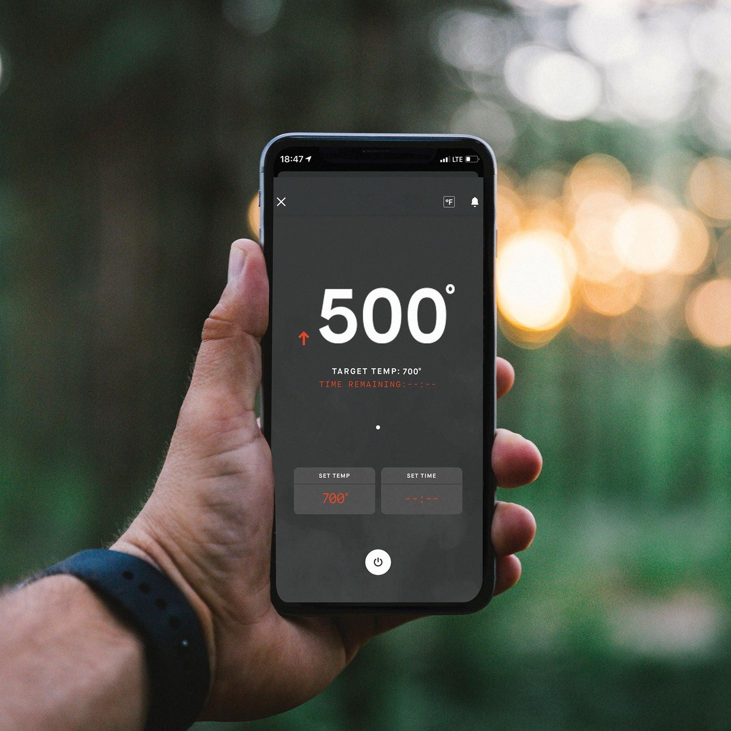 Masterbuilt 800 GravityFed BBQ with Pitmaster Pack